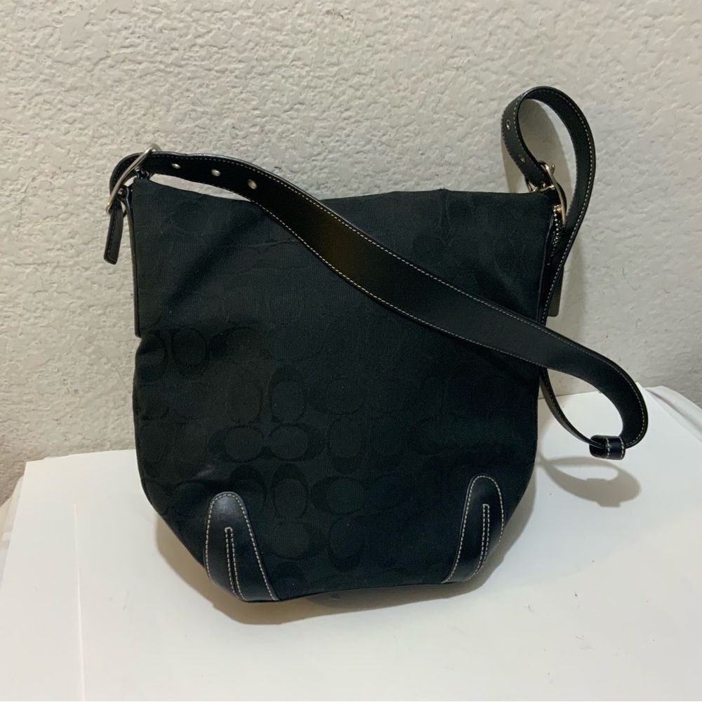 COACH Black signature Shoulder Bag Purse Tote Classic Vintage #H055-6076